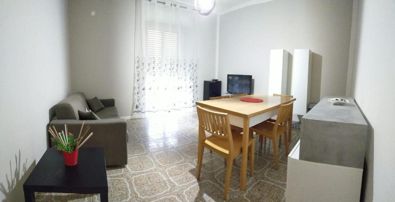 Casa Buono - Aeroporto Di Capodichino Apartment Naples Luaran gambar